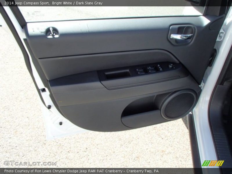 Bright White / Dark Slate Gray 2014 Jeep Compass Sport