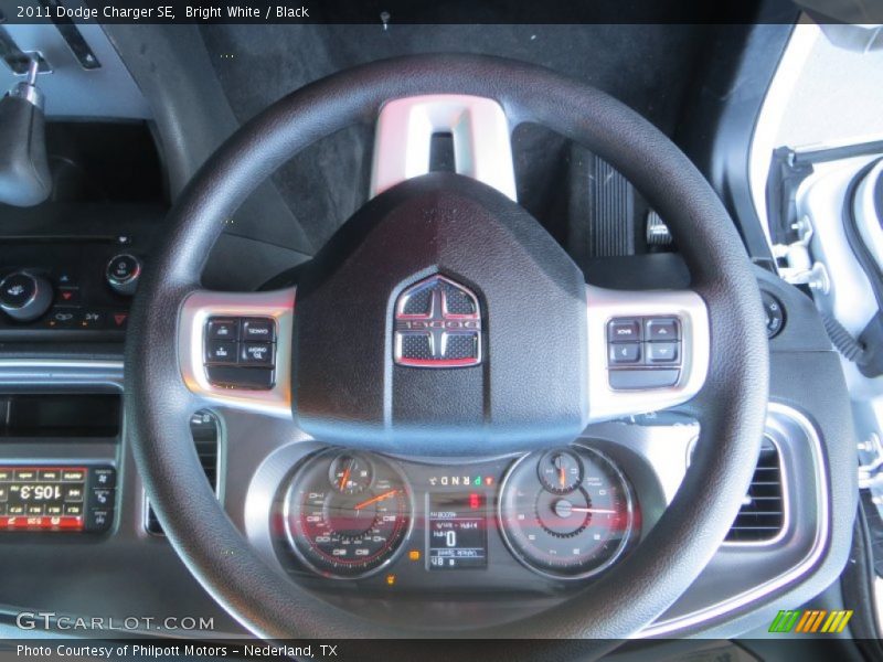 Bright White / Black 2011 Dodge Charger SE