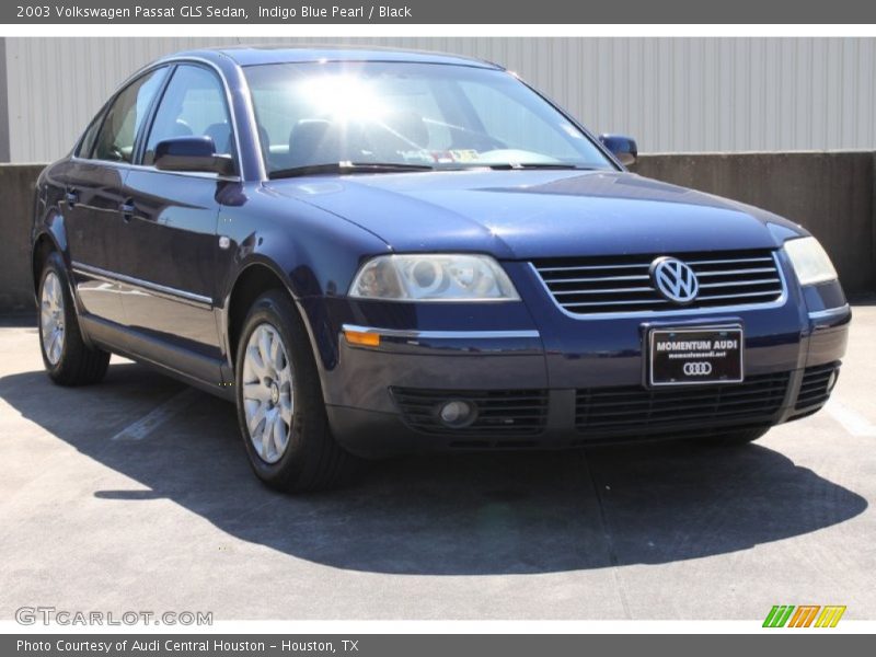 Indigo Blue Pearl / Black 2003 Volkswagen Passat GLS Sedan