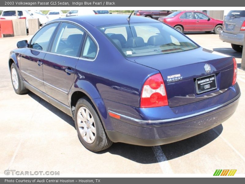 Indigo Blue Pearl / Black 2003 Volkswagen Passat GLS Sedan