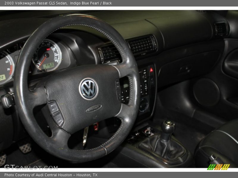Indigo Blue Pearl / Black 2003 Volkswagen Passat GLS Sedan