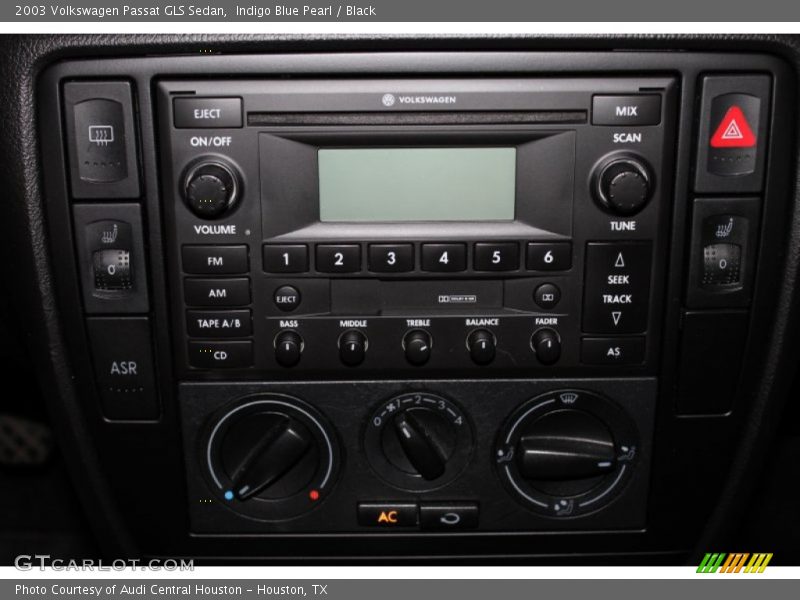 Indigo Blue Pearl / Black 2003 Volkswagen Passat GLS Sedan