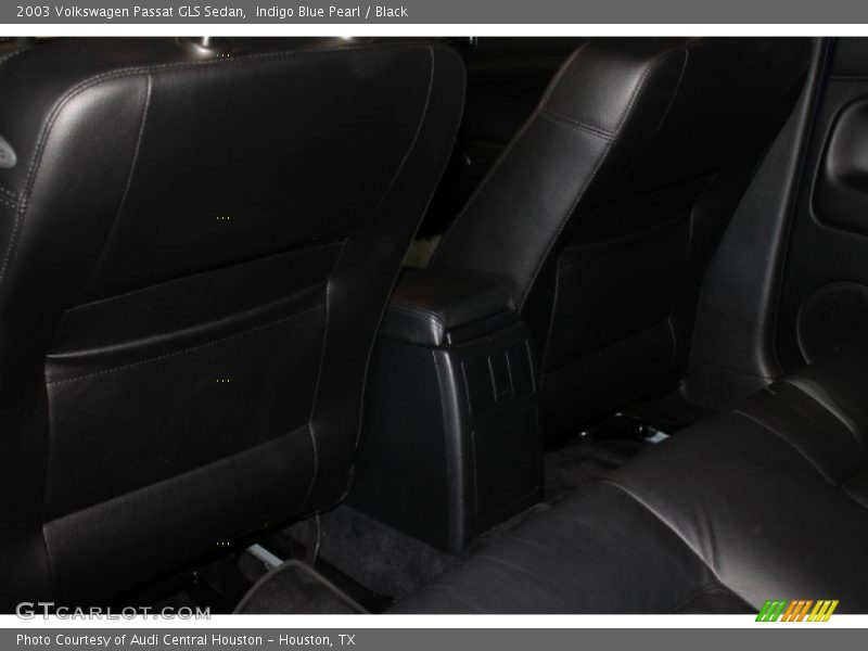 Indigo Blue Pearl / Black 2003 Volkswagen Passat GLS Sedan