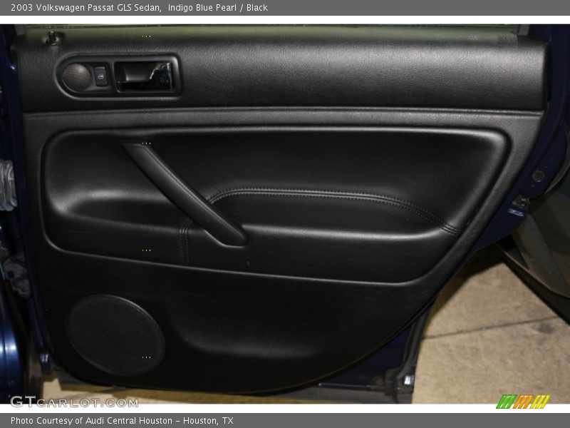 Indigo Blue Pearl / Black 2003 Volkswagen Passat GLS Sedan
