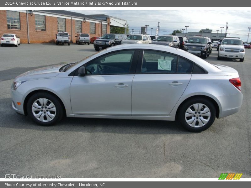 Silver Ice Metallic / Jet Black/Medium Titanium 2014 Chevrolet Cruze LS