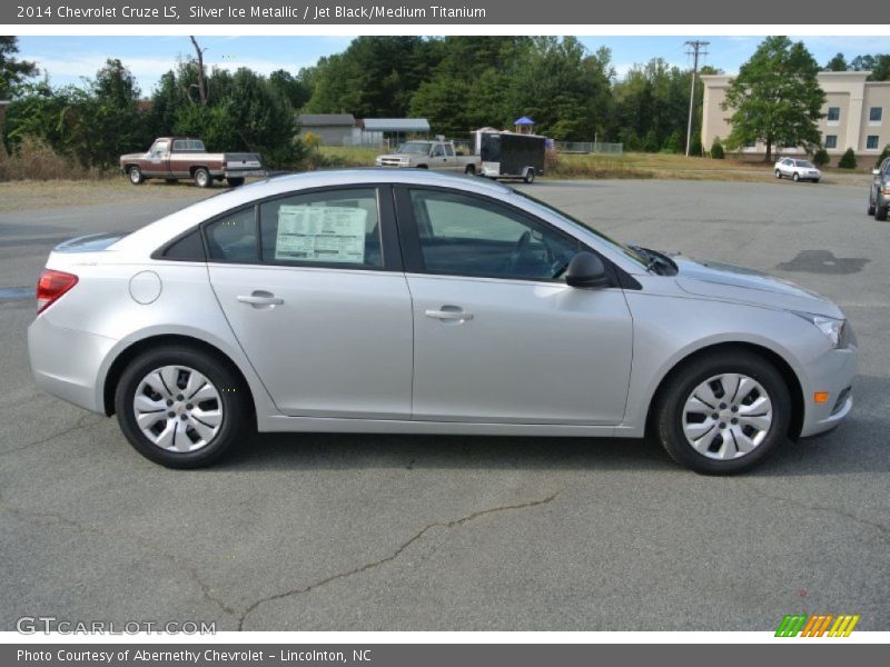 Silver Ice Metallic / Jet Black/Medium Titanium 2014 Chevrolet Cruze LS