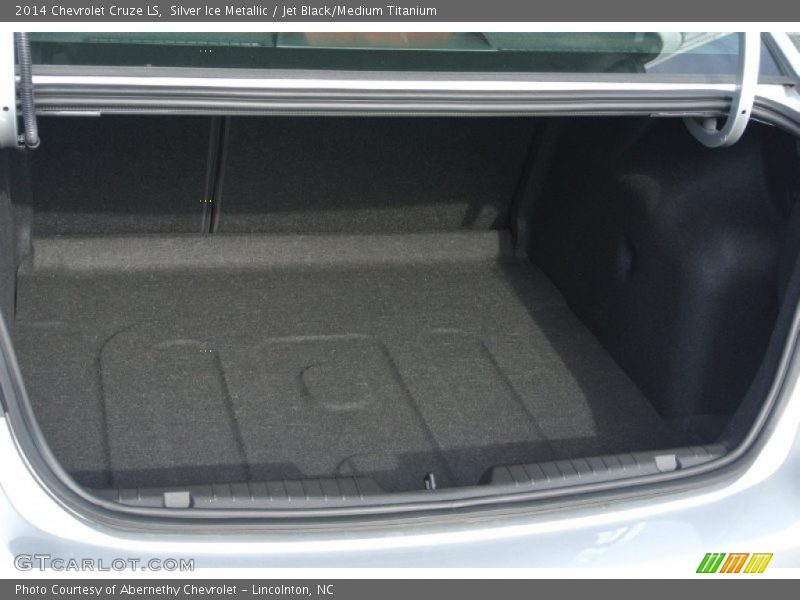 Silver Ice Metallic / Jet Black/Medium Titanium 2014 Chevrolet Cruze LS