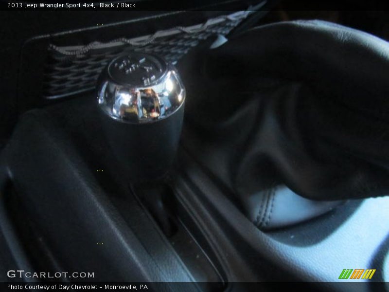 Black / Black 2013 Jeep Wrangler Sport 4x4