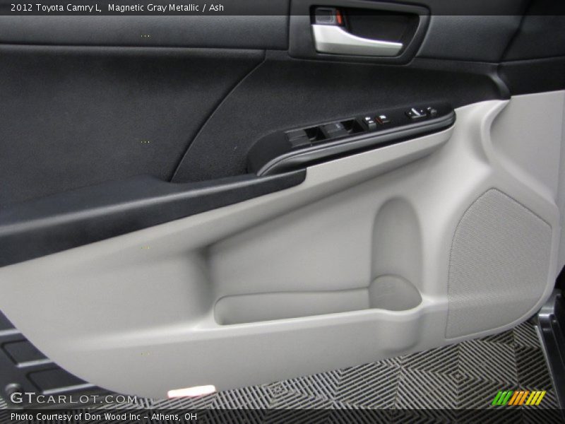 Magnetic Gray Metallic / Ash 2012 Toyota Camry L