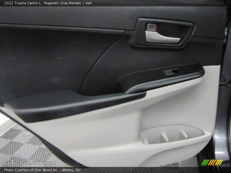 Magnetic Gray Metallic / Ash 2012 Toyota Camry L