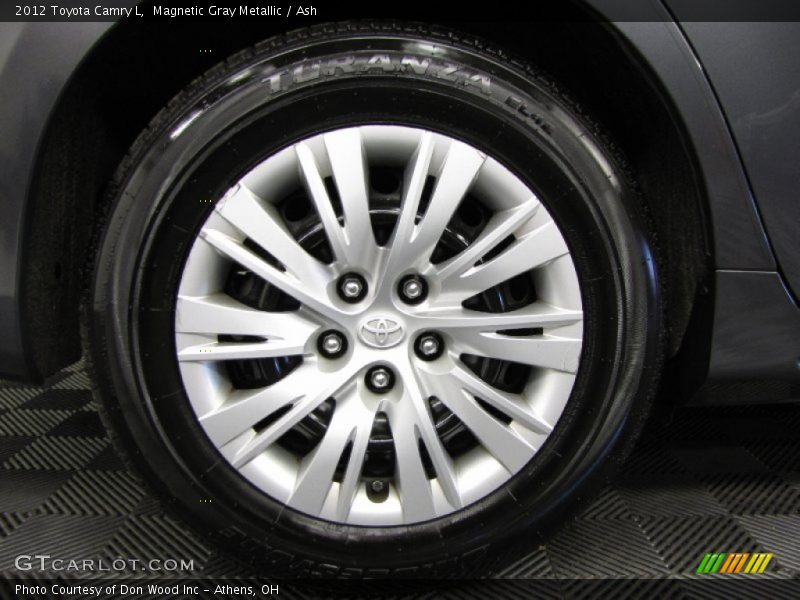 Magnetic Gray Metallic / Ash 2012 Toyota Camry L
