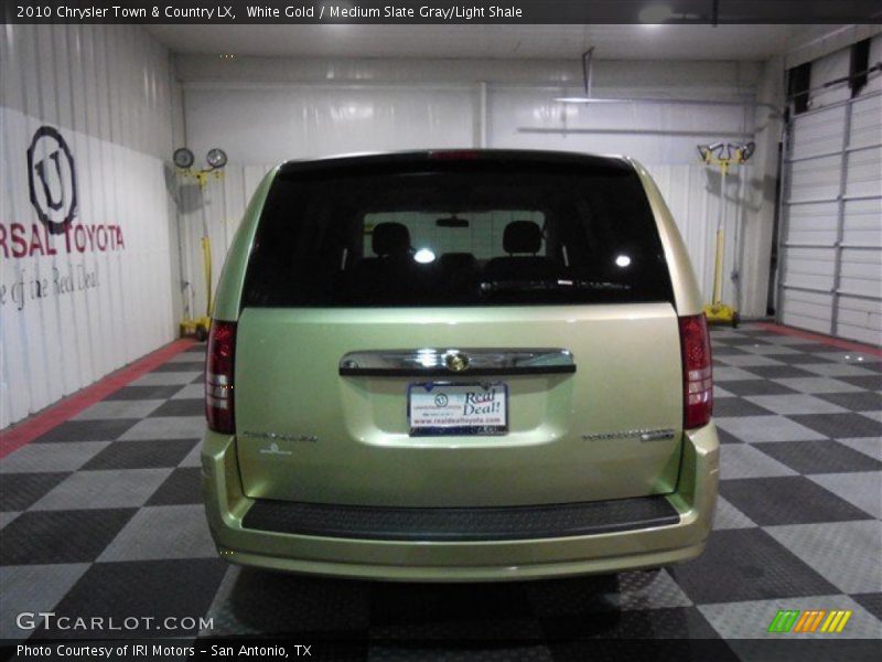 White Gold / Medium Slate Gray/Light Shale 2010 Chrysler Town & Country LX