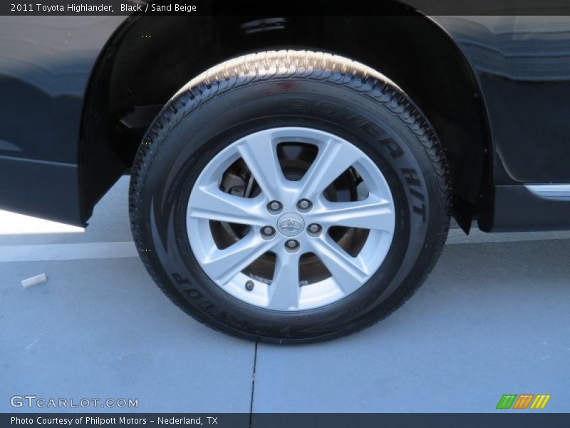 Black / Sand Beige 2011 Toyota Highlander