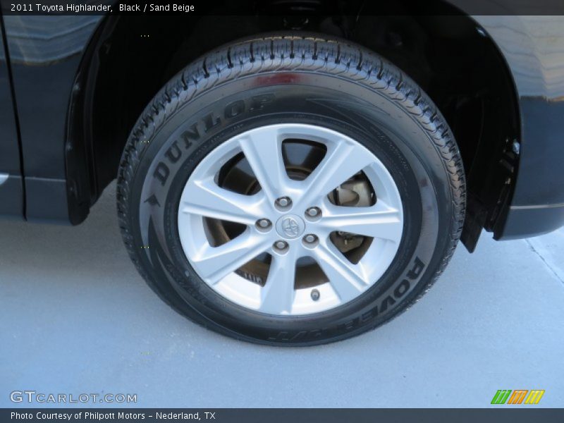 Black / Sand Beige 2011 Toyota Highlander