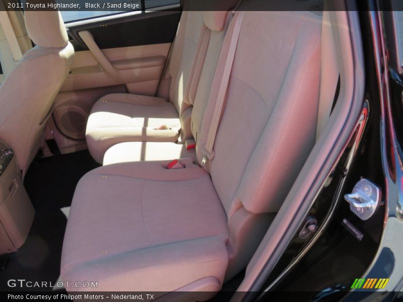 Black / Sand Beige 2011 Toyota Highlander