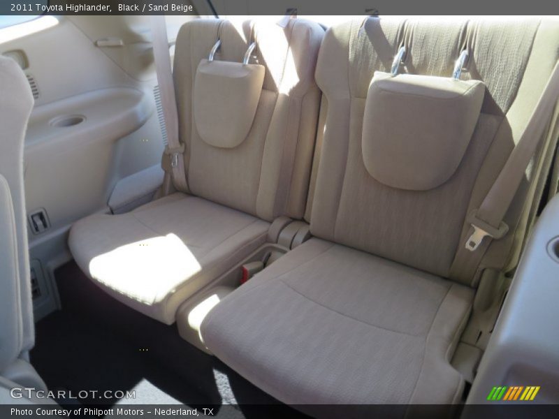 Black / Sand Beige 2011 Toyota Highlander