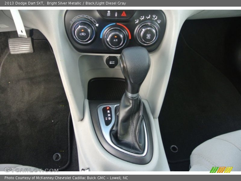 Bright Silver Metallic / Black/Light Diesel Gray 2013 Dodge Dart SXT