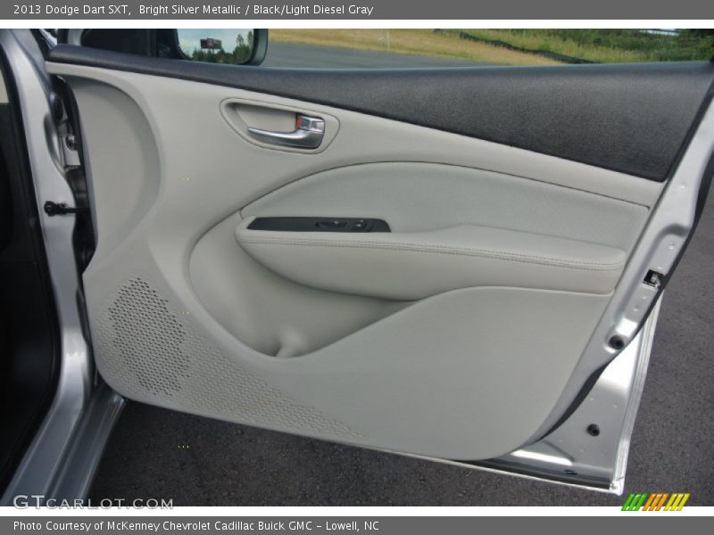 Bright Silver Metallic / Black/Light Diesel Gray 2013 Dodge Dart SXT