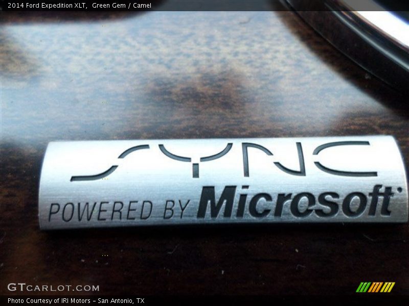 Green Gem / Camel 2014 Ford Expedition XLT