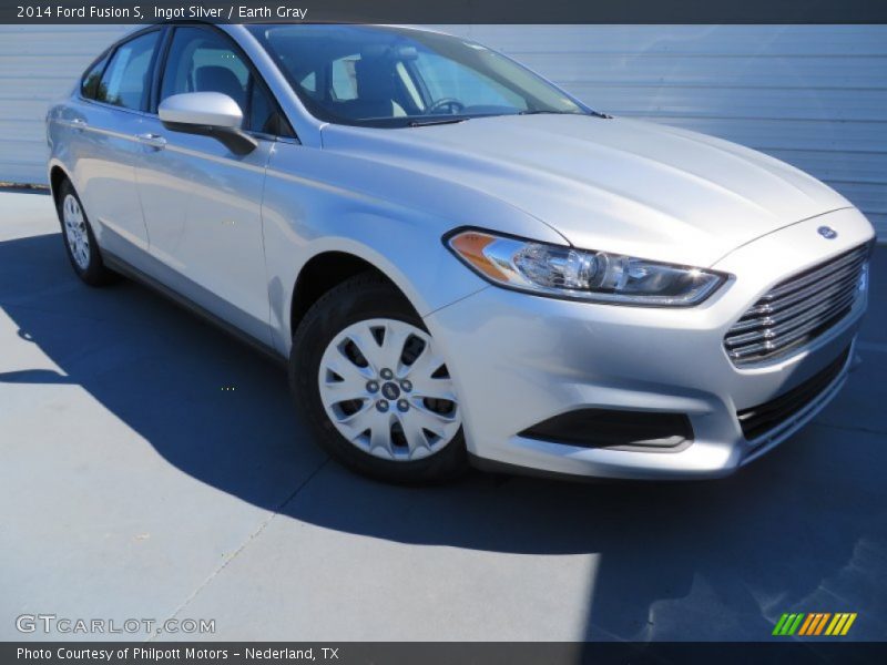 Ingot Silver / Earth Gray 2014 Ford Fusion S