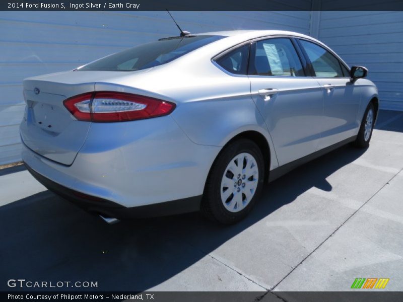 Ingot Silver / Earth Gray 2014 Ford Fusion S
