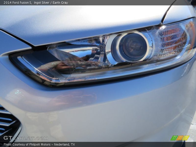 Ingot Silver / Earth Gray 2014 Ford Fusion S
