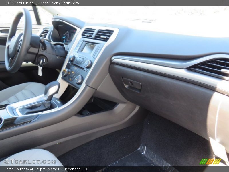 Ingot Silver / Earth Gray 2014 Ford Fusion S