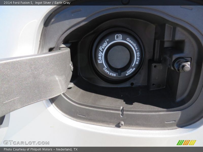Ingot Silver / Earth Gray 2014 Ford Fusion S