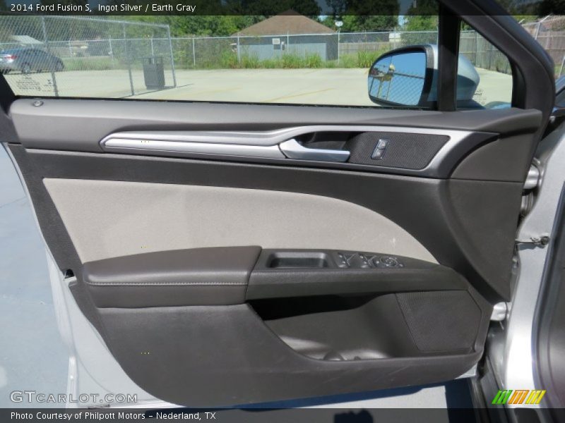 Ingot Silver / Earth Gray 2014 Ford Fusion S