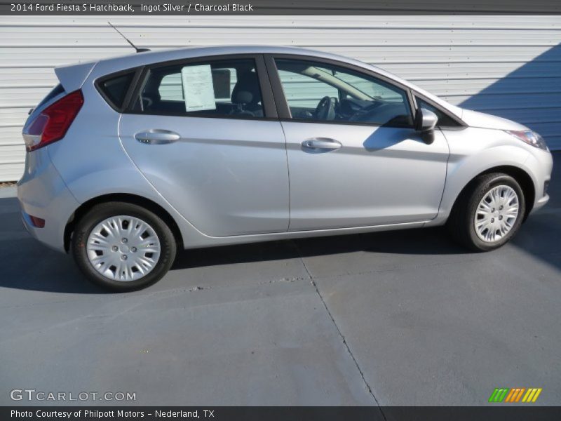Ingot Silver / Charcoal Black 2014 Ford Fiesta S Hatchback