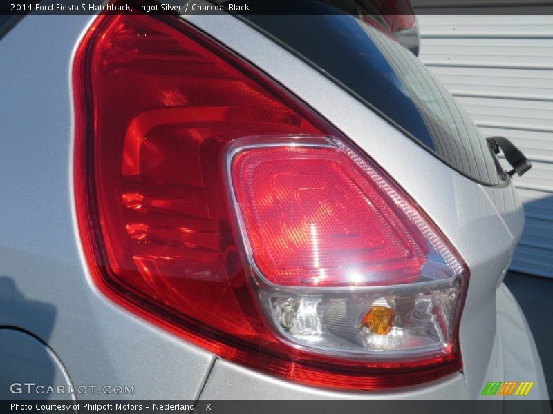 Ingot Silver / Charcoal Black 2014 Ford Fiesta S Hatchback