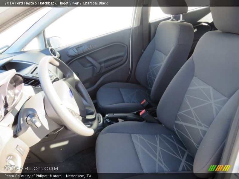 Ingot Silver / Charcoal Black 2014 Ford Fiesta S Hatchback