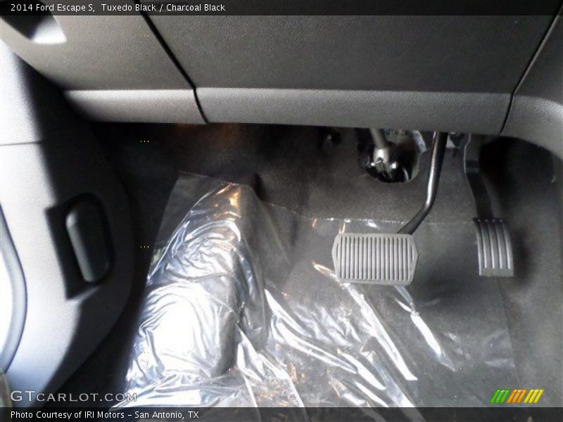 Tuxedo Black / Charcoal Black 2014 Ford Escape S