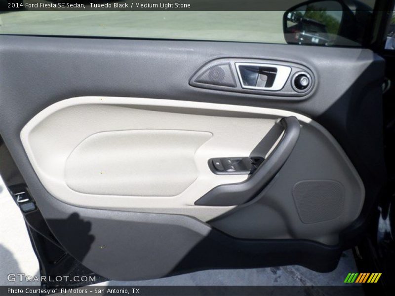 Tuxedo Black / Medium Light Stone 2014 Ford Fiesta SE Sedan