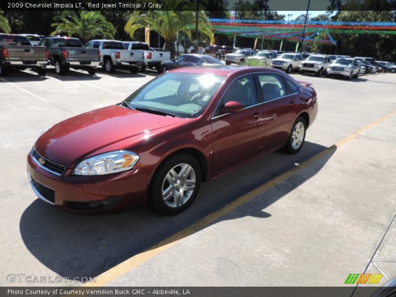 Front 3/4 View of 2009 Impala LT