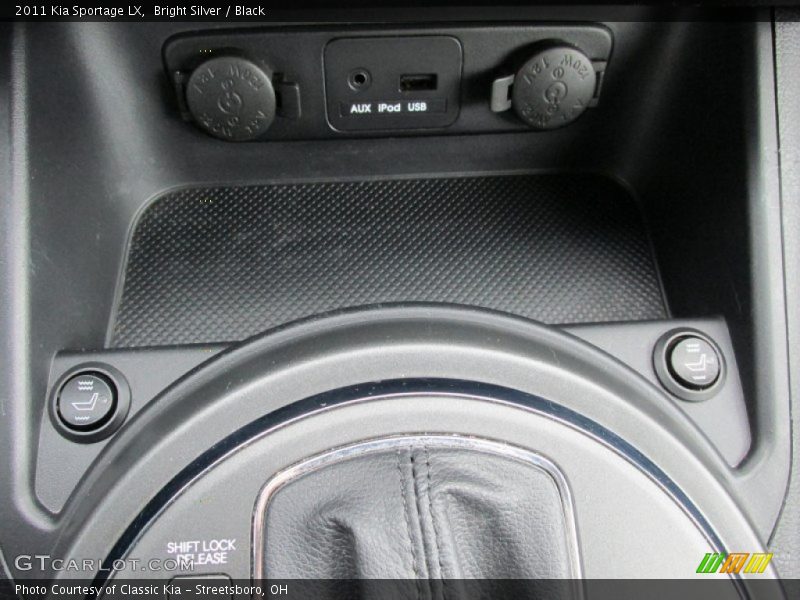 Bright Silver / Black 2011 Kia Sportage LX