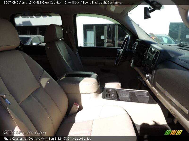 Onyx Black / Ebony Black/Light Cashmere 2007 GMC Sierra 1500 SLE Crew Cab 4x4