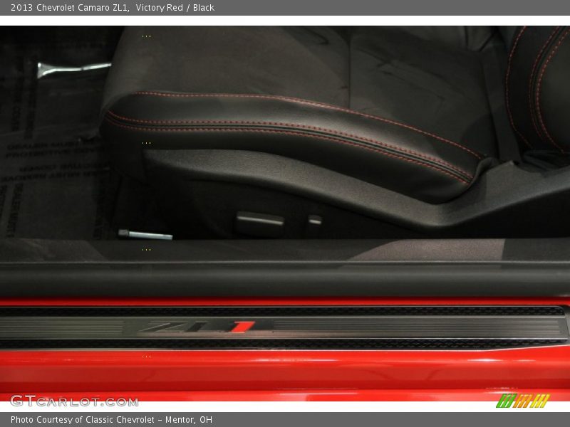 Victory Red / Black 2013 Chevrolet Camaro ZL1