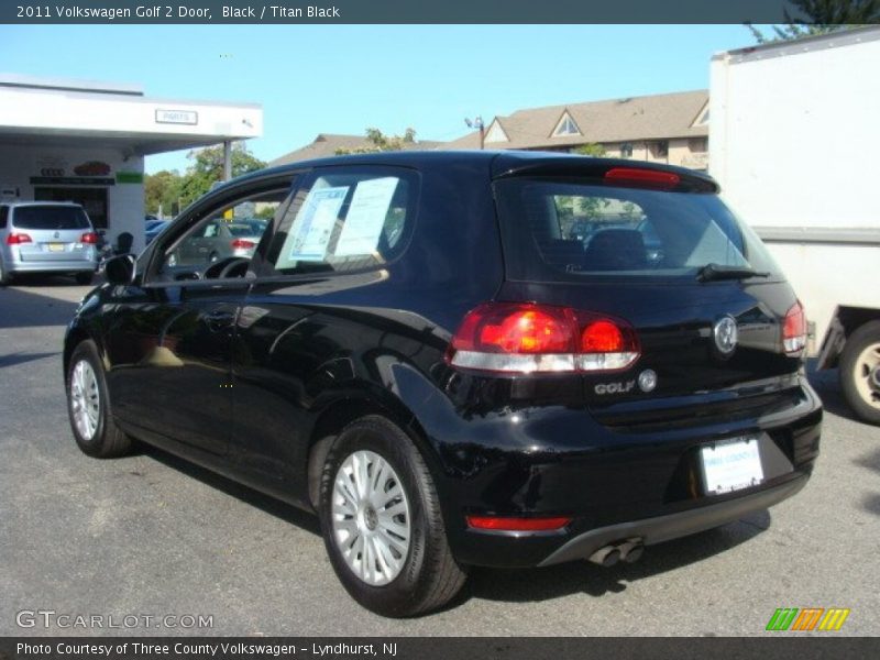 Black / Titan Black 2011 Volkswagen Golf 2 Door