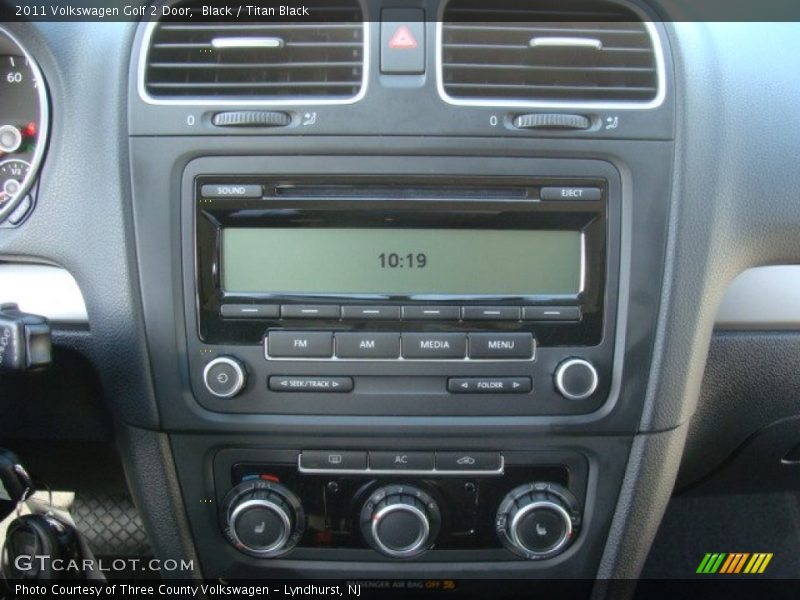 Audio System of 2011 Golf 2 Door