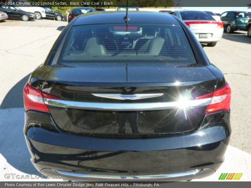 Black Clear Coat / Black 2014 Chrysler 200 Limited Sedan