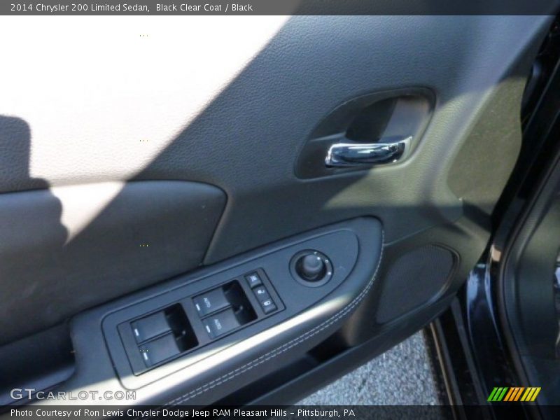 Black Clear Coat / Black 2014 Chrysler 200 Limited Sedan