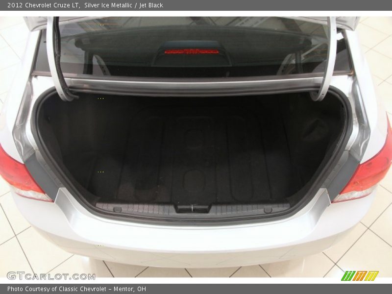 Silver Ice Metallic / Jet Black 2012 Chevrolet Cruze LT