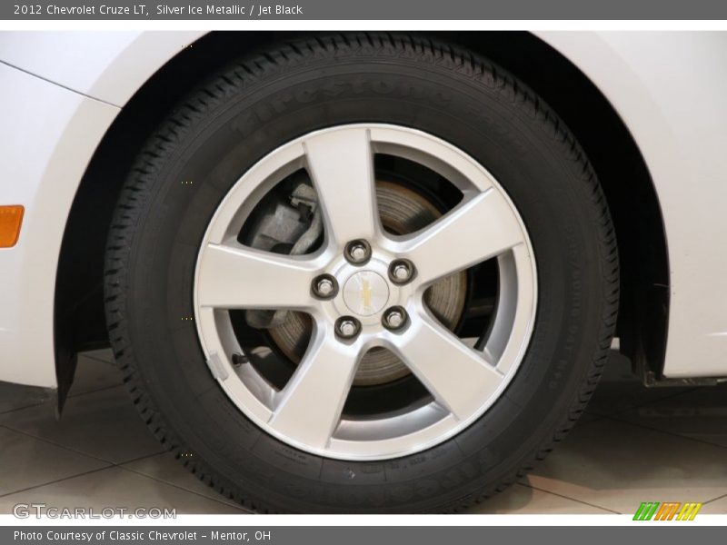 Silver Ice Metallic / Jet Black 2012 Chevrolet Cruze LT