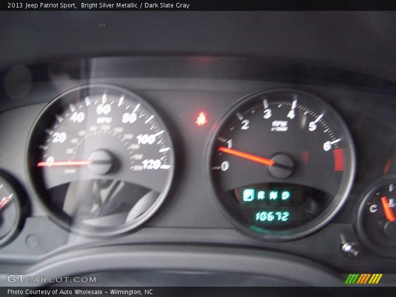 Bright Silver Metallic / Dark Slate Gray 2013 Jeep Patriot Sport