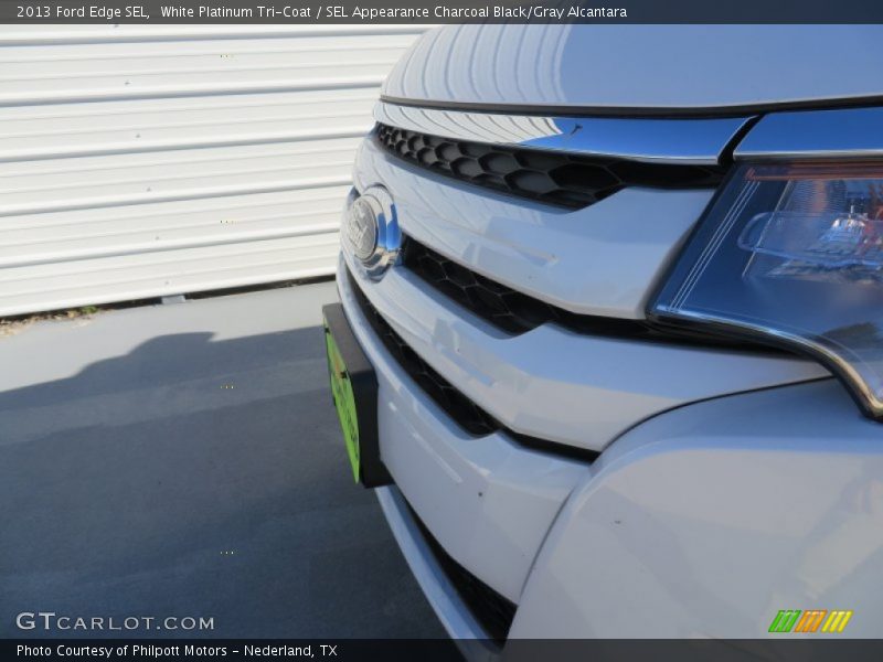 White Platinum Tri-Coat / SEL Appearance Charcoal Black/Gray Alcantara 2013 Ford Edge SEL