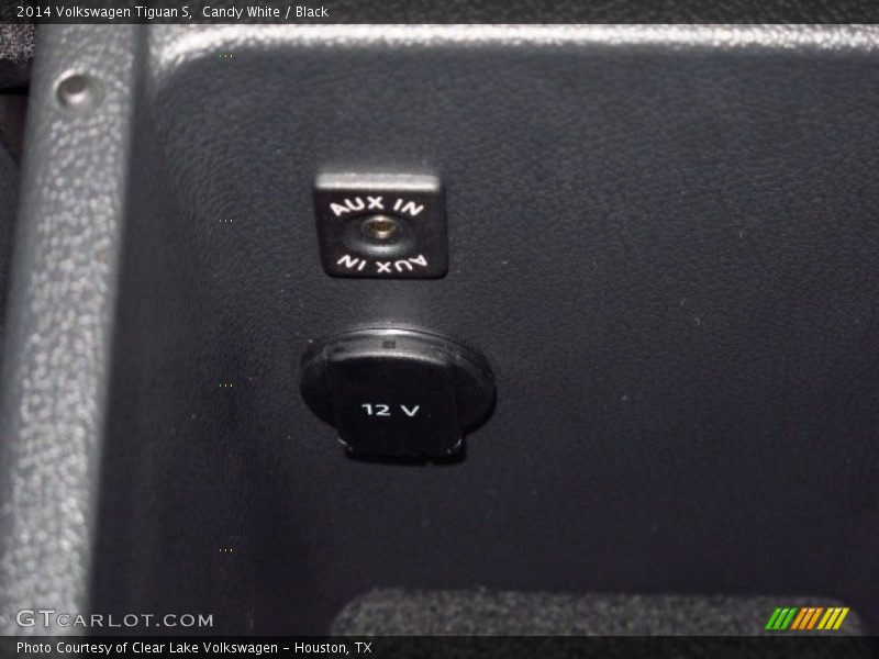 Candy White / Black 2014 Volkswagen Tiguan S