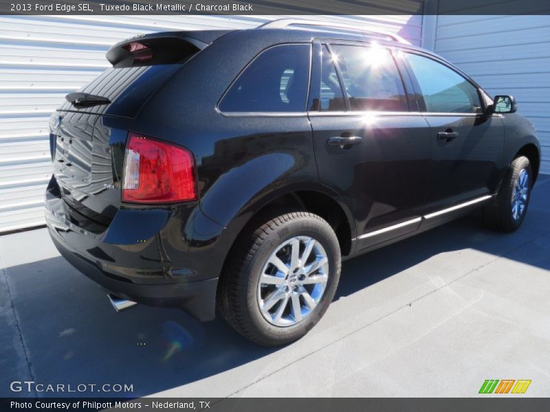 Tuxedo Black Metallic / Charcoal Black 2013 Ford Edge SEL