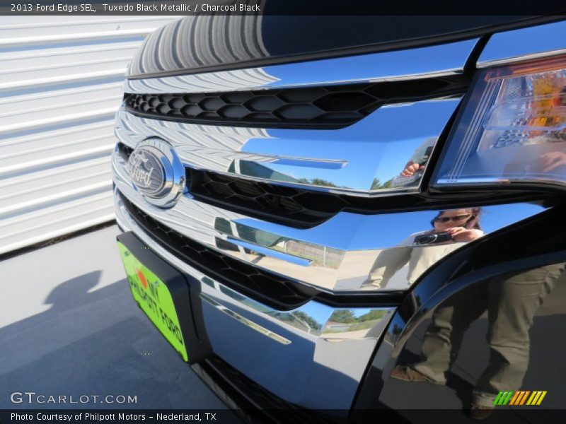 Tuxedo Black Metallic / Charcoal Black 2013 Ford Edge SEL