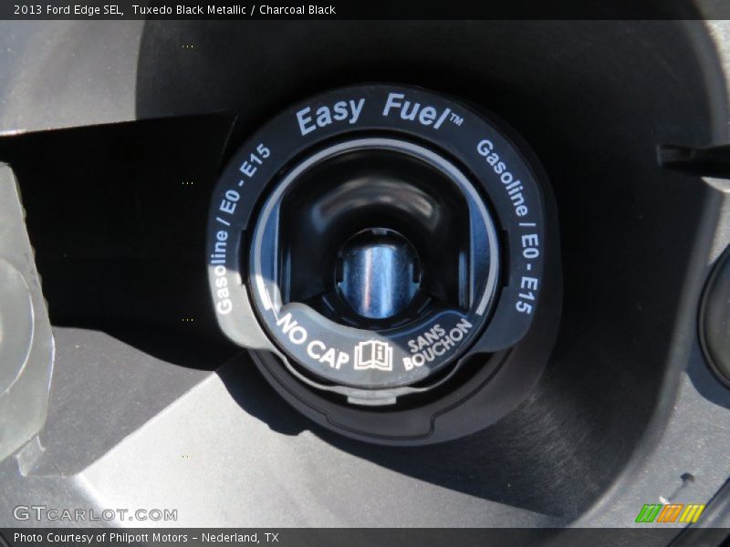 Tuxedo Black Metallic / Charcoal Black 2013 Ford Edge SEL